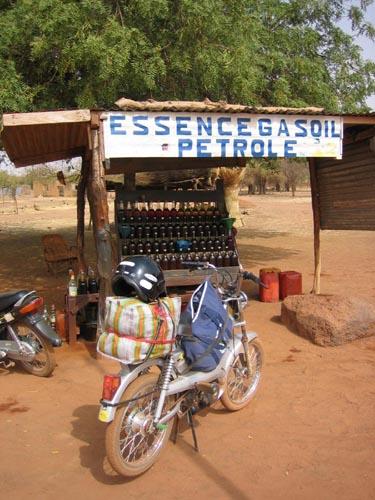 Photo : 10_station_essence.jpg